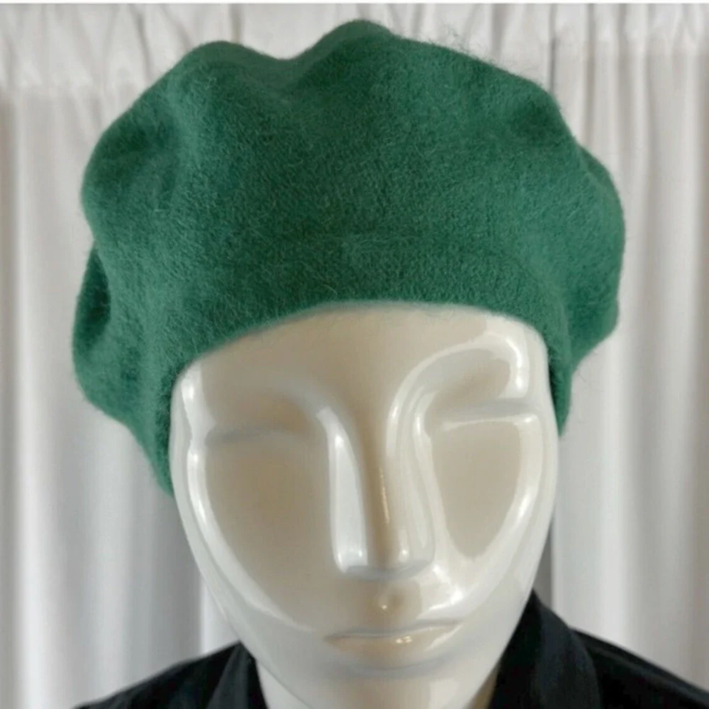 Emerald Green Wool Blend Beret Hat French Style Parisian Winter‎ French 69-03